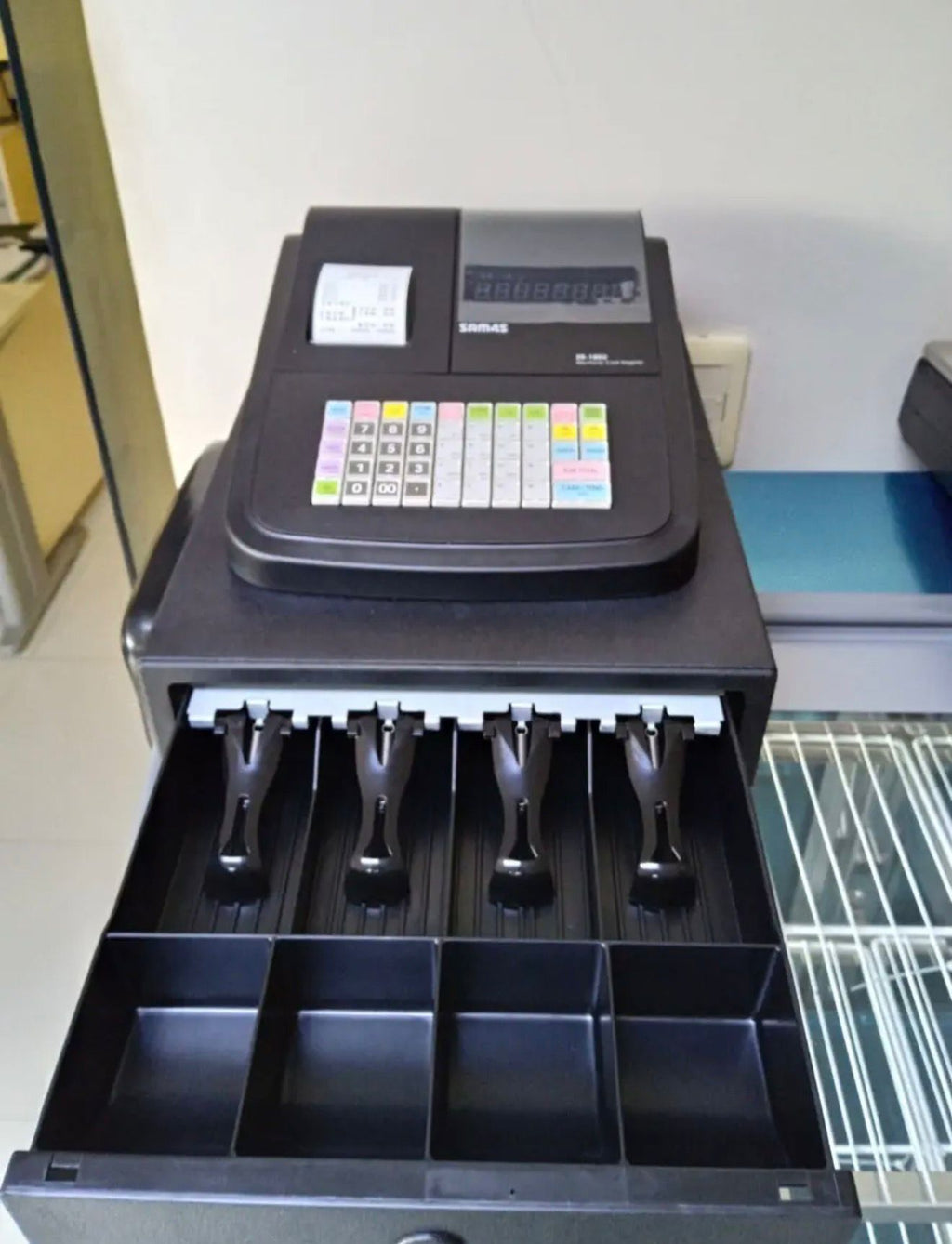 Caja Registradora Sam4s ER-180U – Control Interno / DE USO COMO NUEVA